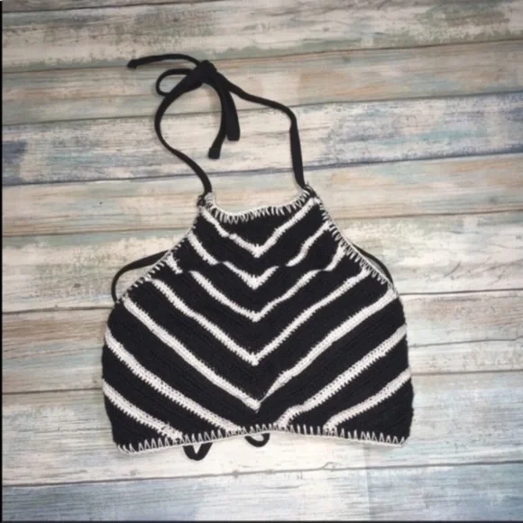 Xhilaration Black & White Striped Bikini Top - Picture 2 of 5